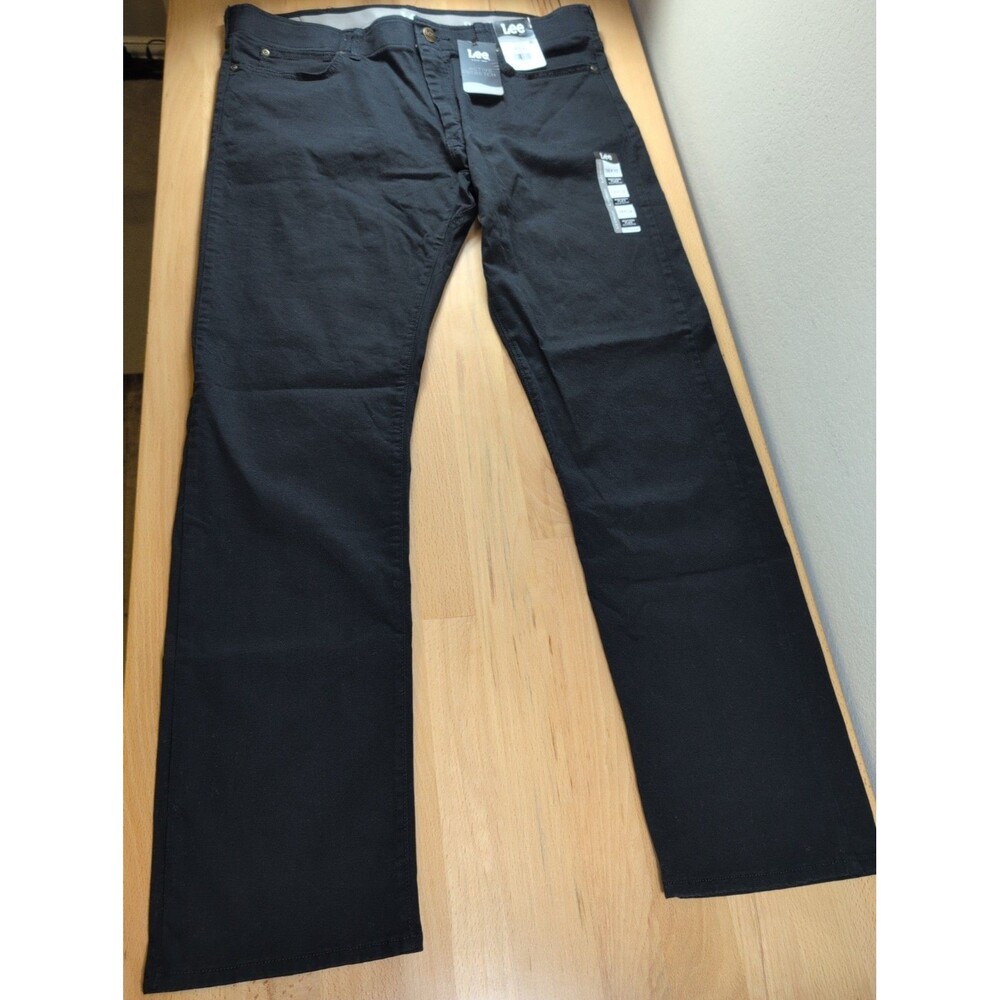 Lee Slim Straight Jeans Mens 38x32 Black Denim Motion Flex Waist Pants NWT